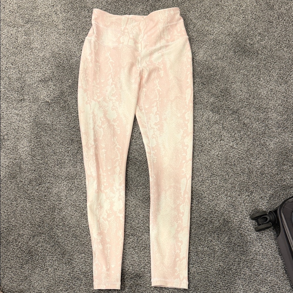 CALIA by Carrie Underwood Light Pink Patterned Leggings